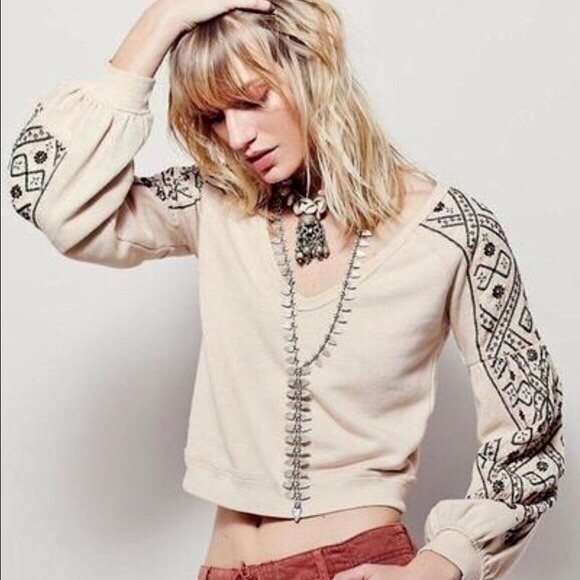 FREE PEOPLE Senorita Embroidered Puff Sleeve V-Neck Sweatshirt - Picture 1 of 11
